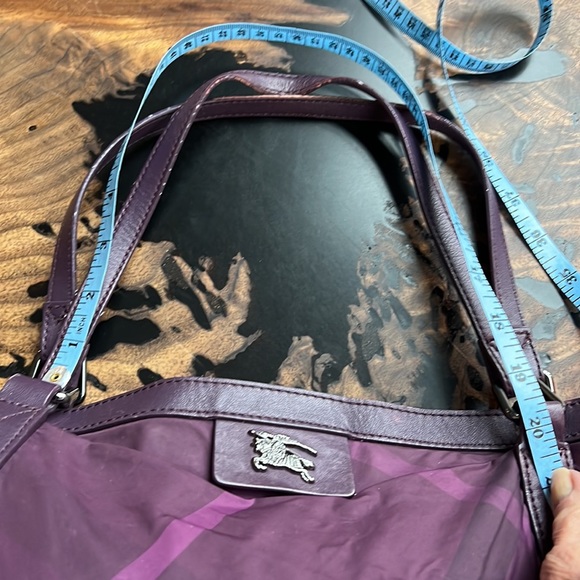 Authentic BURBERRY Buckleigh check nylon tote bag - Picture 9 of 14